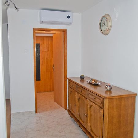 Apartman Harmony Apartment Пула Екстериор снимка