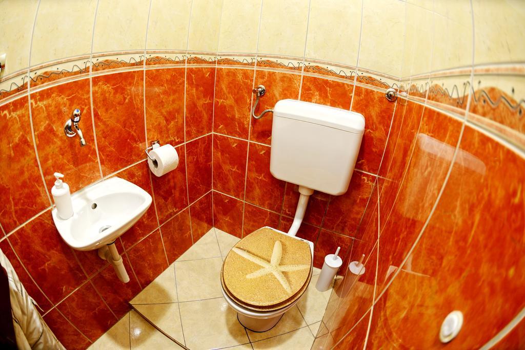 Apartman Harmony Apartment Пула Екстериор снимка