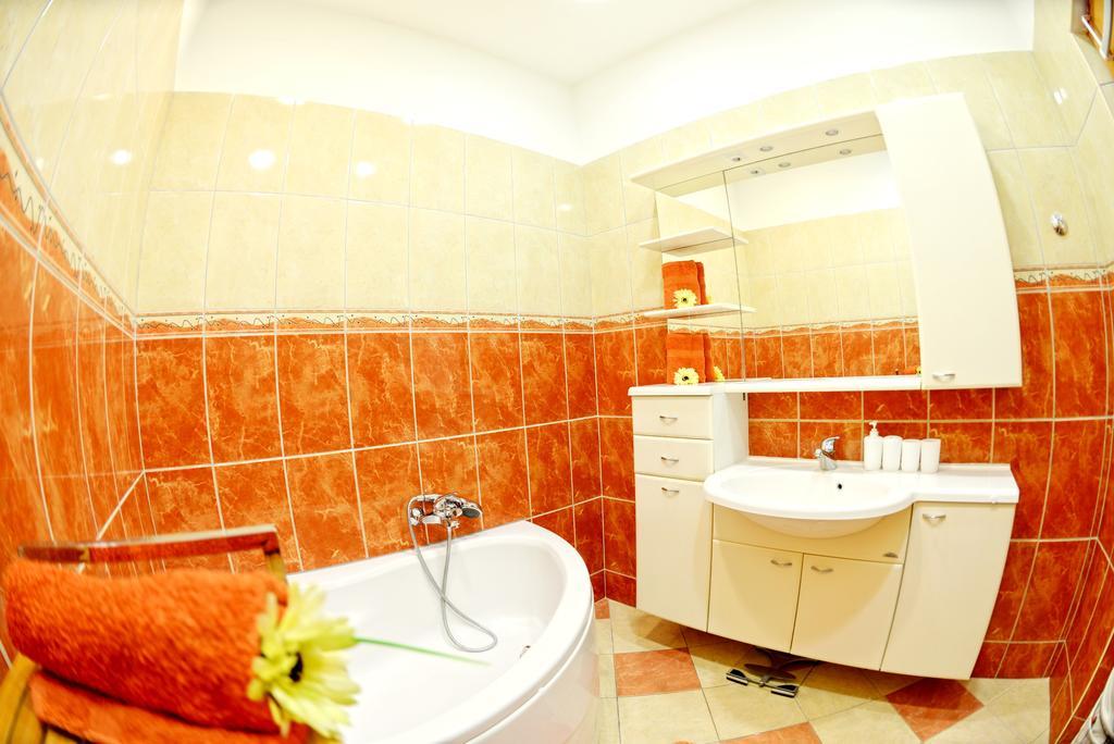 Apartman Harmony Apartment Пула Екстериор снимка