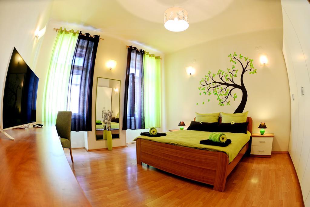Apartman Harmony Apartment Пула Екстериор снимка