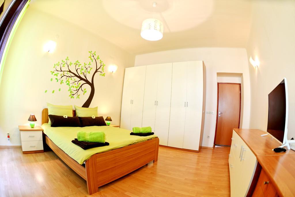Apartman Harmony Apartment Пула Екстериор снимка