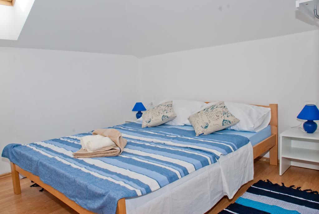 Apartman Harmony Apartment Пула Екстериор снимка