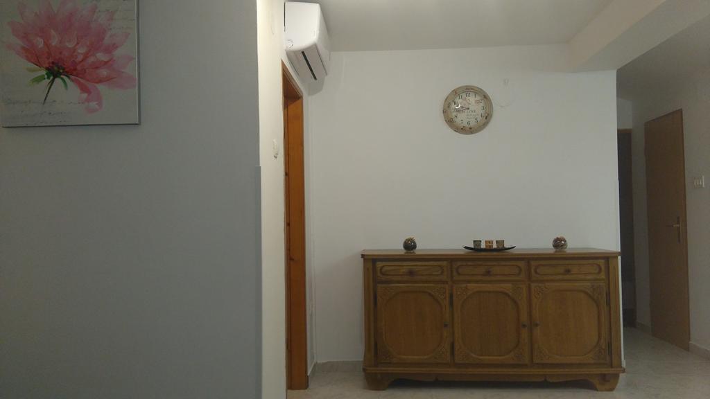 Apartman Harmony Apartment Пула Екстериор снимка